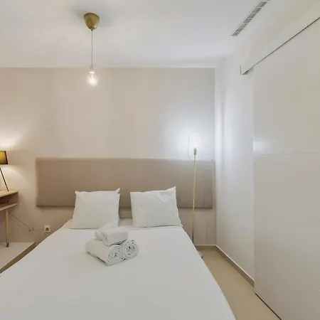 By The Sea Apartment *